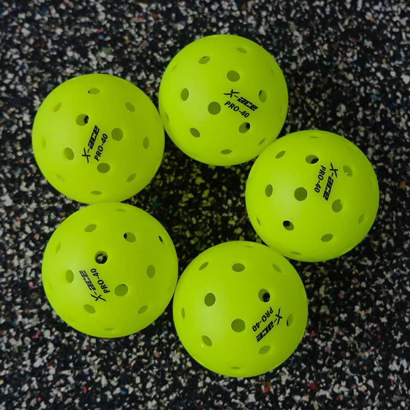 Thiết kế bóng Pickleball AMA Pro-40